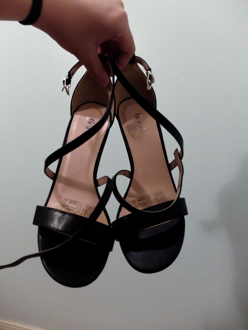 Black strappy heels payless shop
