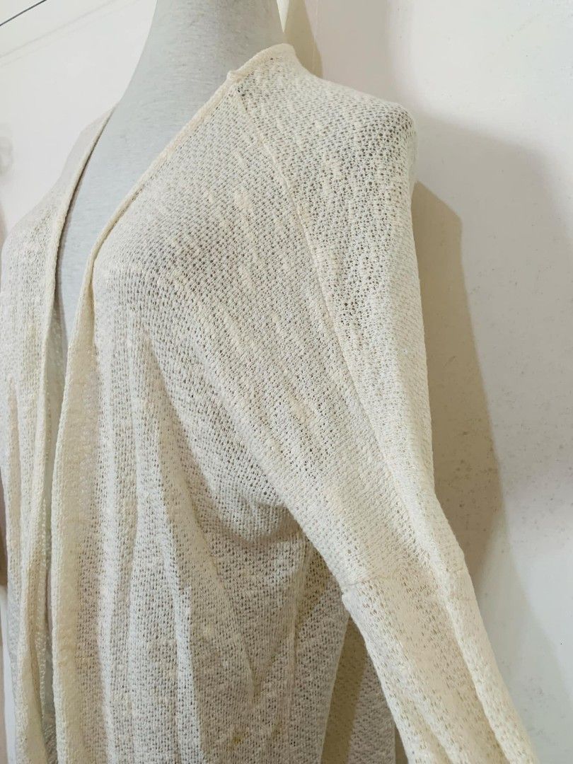 Forever 21 Long Cardigan Women s Fashion Coats Jackets and Outerwear on Carousell