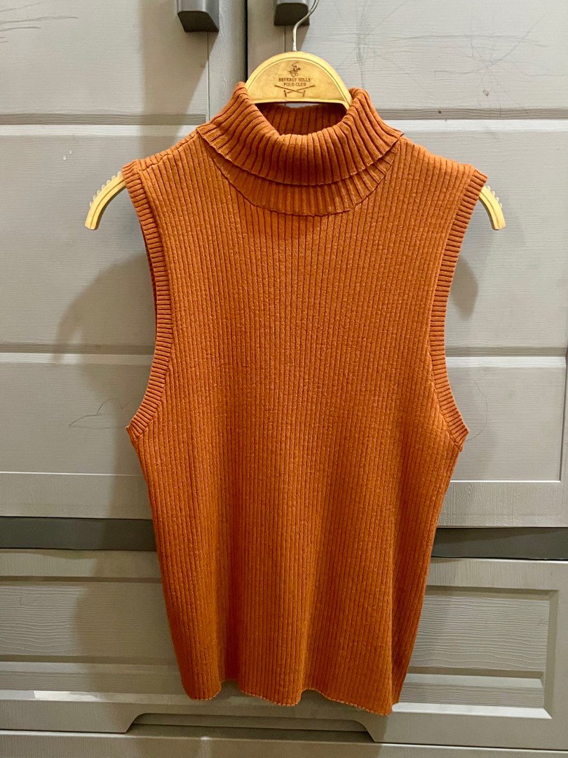 Forever 21 sleeveless turtleneck hotsell