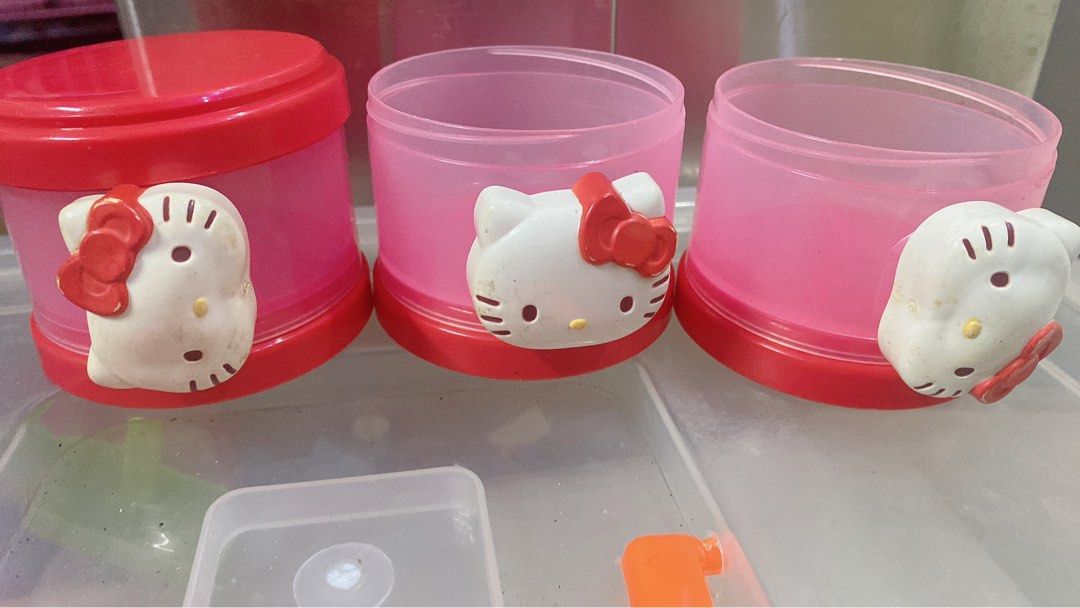 Hello Kitty Milk Dispenser (Category: Weaning & Toddler Feeding) located in Quezon City. Submitted by stuffamania (Listing ID 1322109749, Image 2). Description: Used only a few times With free another milk container RFS:Decluterring.
