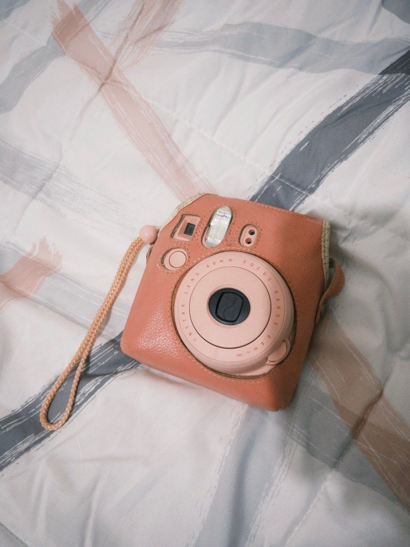 Defective Instax Mini 8 (Category: Cameras) located in Las Pinas. Submitted by byaiee (Listing ID 1322175787, Image 2). Description: ⚠️ BUY AT YOUR OWN RISK ⚠️ • last known issue: something about the battery holder • no more box but comes with sleeve • sleeve condition: 6/10 • can give more discount but no barat pls.