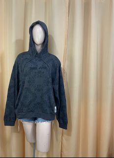 (Category: ) located in . Submitted by summerthriftco (Listing ID 1322119646, Image 1). Description: .