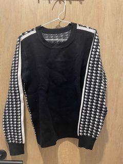 (Kategori: ) berada di . Dikirim oleh curatedbysaa (ID iklan 1322111554, Gambar 1). Deskripsi: .