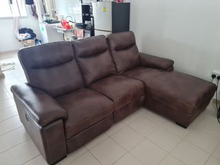 (Category: ) located in . Submitted by mangolayche (Listing ID 1322057838, Image 1). Description: .