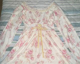 (Category: ) located in . Submitted by deacluttering (Listing ID 1322076203, Image 1). Description: .