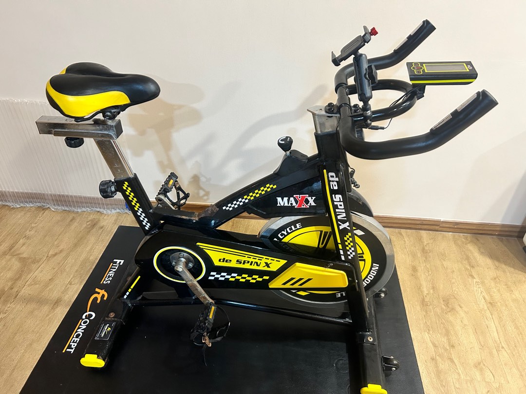 Fitness concept spinning bike top