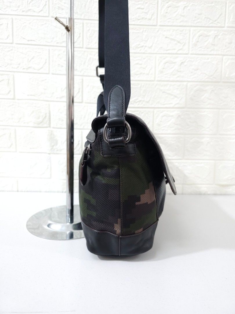 Messengerbag COACH *Terrain Bike Bag with Pixelated Camo Print