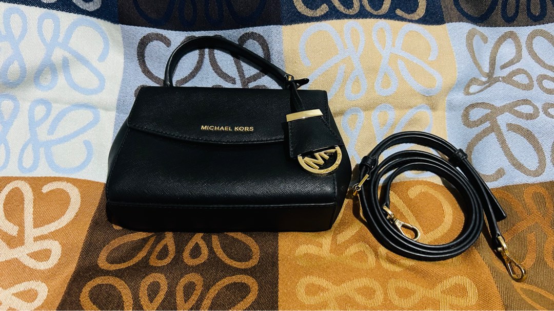 Michael Kors Ava XS Women s Fashion Bags Wallets Shoulder Bags on Carousell