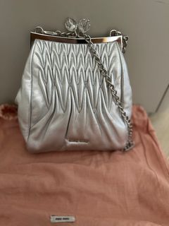（分類：）位於 。 由 sabbbbbbbbbbbbbbb 提交（商品編號 1322104730，圖片 1）。簡介： 。