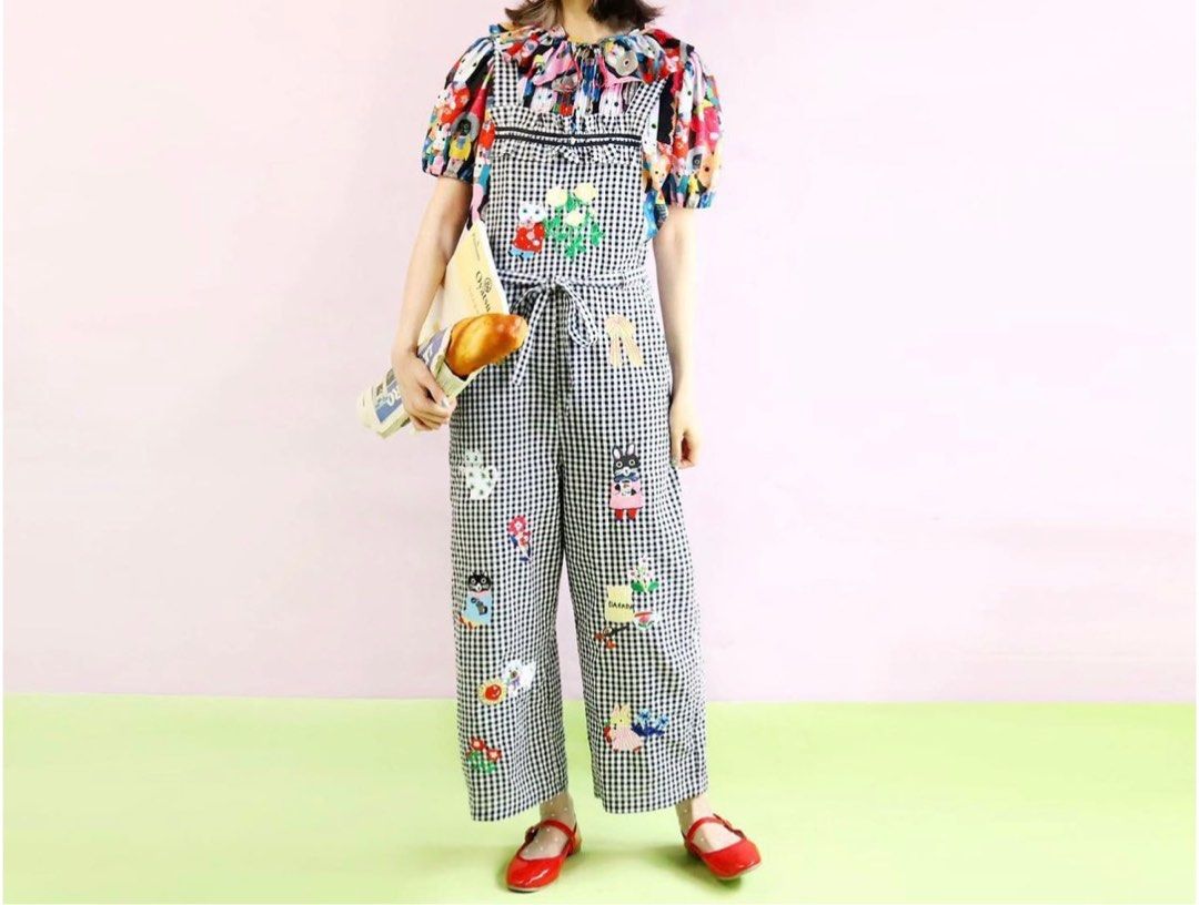 Mushroom北岸由美格仔吊帶褲, 女裝, 連身裙& 套裝, 連身褲- Carousell