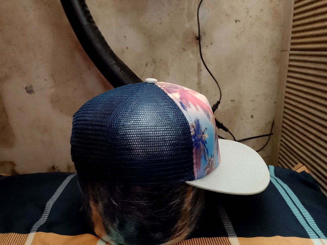 Palm Trees By OLD NAVY Brand, Adjustable Snapback Trucker Hat/Net Cap (Category: Caps & Hats) located in San Mateo. Submitted by JmThriftCap_Ph (Listing ID 1322123440, Image 2). Description: PLEASE READ THE DESCRIPTION 👇 *Excellent Condition *Printed Palm Trees Design *Old Navy Brand *Adjustable Snapback *Trucker Hat/Net Cap *Adult Unisex *Adult One Size Fits *Structured Foam Crown *Mid Deep Fitting *Yellow Underbrim *10/10 Color Rate *2 Tone Co