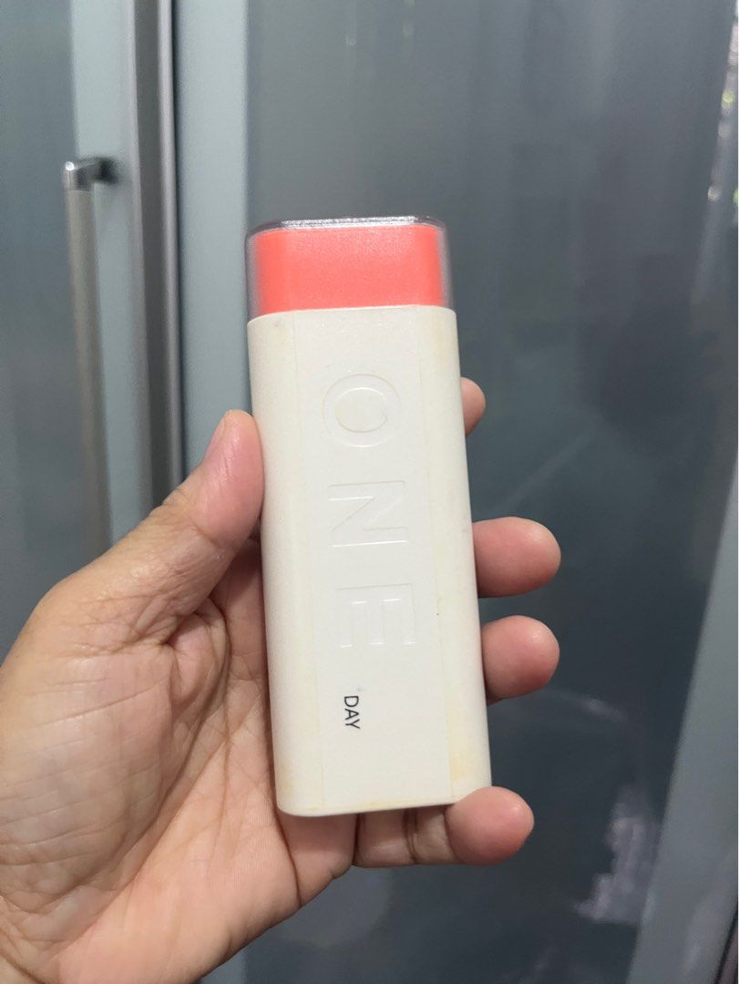 Portable One Day Medicine/Pill Box (Category: Medical Supplies & Tools) located in Marikina City. Submitted by lay_away_ok (Listing ID 1322051158, Image 3). Description: Flaw discoloration only .