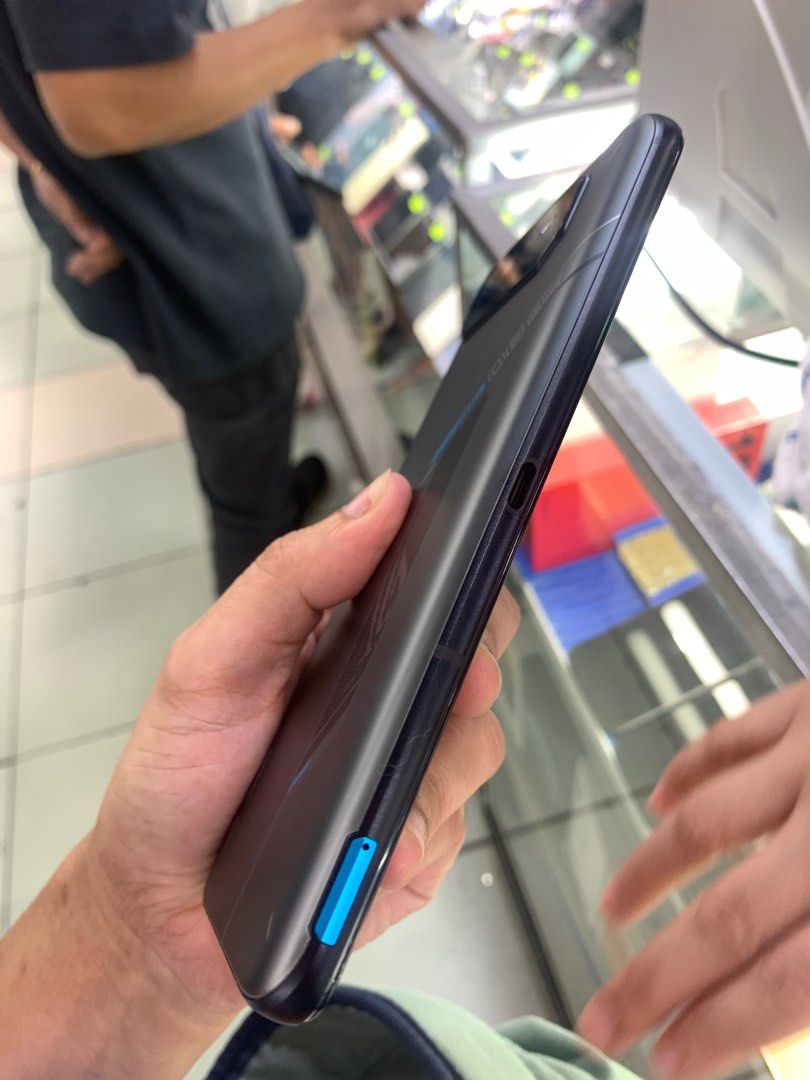 ROG 6D (12/256gb) (Category: Asus) located in Manila. Submitted by arzillah (Listing ID 1322103448, Image 2). Description: ROG 6D 256gb 12gb ram Factory unlock Global rom Complete package Slightly use Makinis No issue All working Open for COD/ COP + SF Manila area (sameday delivery) Province area (via LBC) required DP to avoid cancellations Physical store: Greenhills Shopping Center,2ndfloor Contact#: 09482217224 Page: Arzillah Gadgets Shop Fb: P