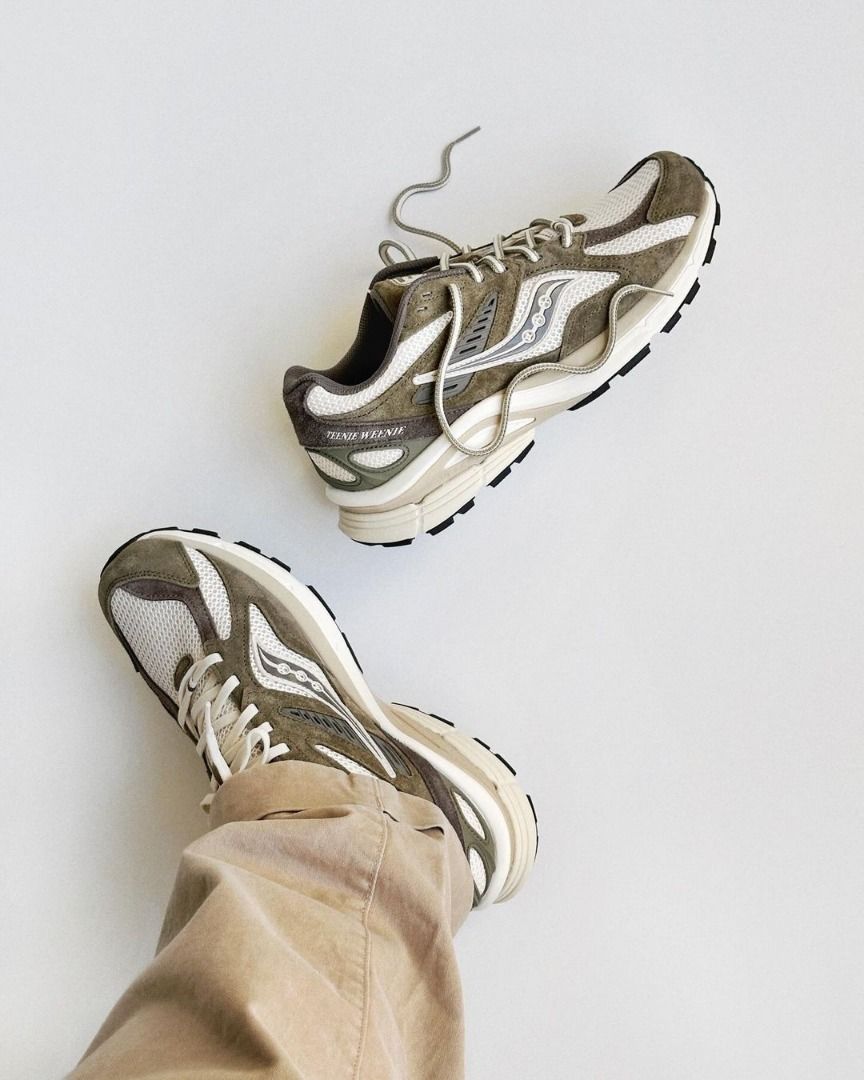 Sau cony Kinvara 4 RE x Teenie Weenie Olive Women s Fashion Footwear Sneakers on Carousell