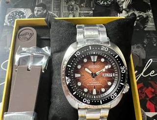 (Category: ) located in . Submitted by seikowatchfactory (Listing ID 1322162460, Image 1). Description: .