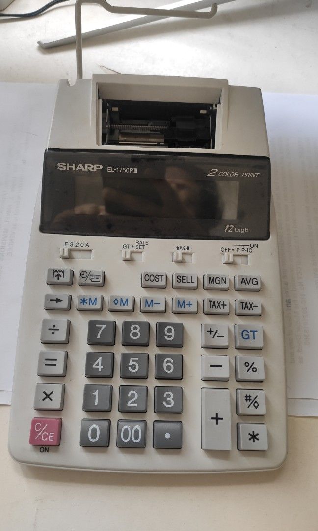 Sharp printing Calculator Defective (Category: Office & Business Technology) located in Paranaque City. Submitted by roxanne.vds (Listing ID 1322199513, Image 1). Description: This is Defective Hnd ko na po pinaayos for those na marunong magayos, buy at your kwn risk bought for 5k+ at National bookstore selling VERY LOW unit only, no ribbon, no box, no paper, no cord.