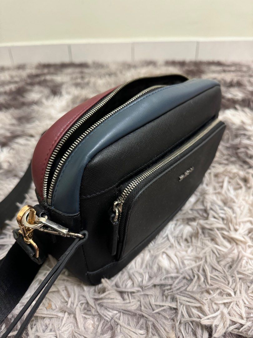 SLING BAG SEMBONIA