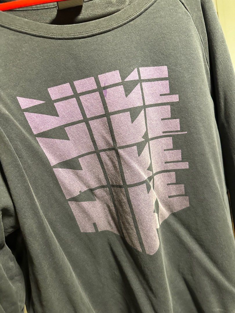 Thrifted Nike SweatShirt