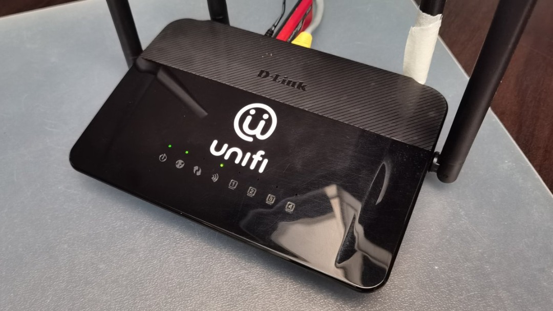 TM Unifi D-Link router, Computers & Tech, Parts & Accessories ...