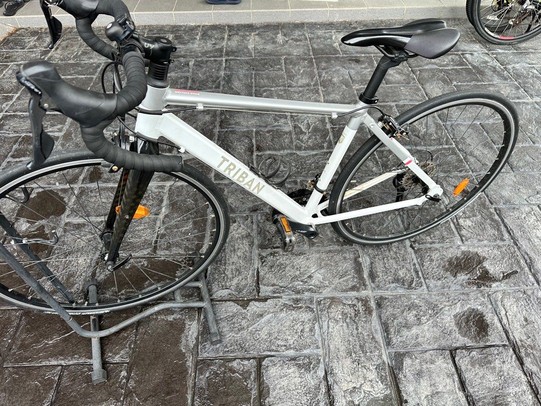 Triban regular women's road bike 2025