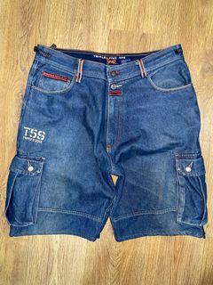 (Category: ) located in . Submitted by thriftkims0 (Listing ID 1322130916, Image 1). Description: .