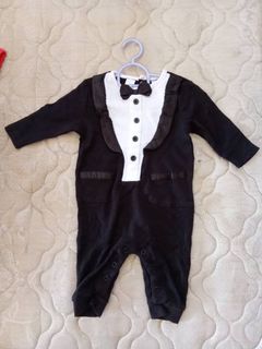 (Category: ) located in . Submitted by closet4kid (Listing ID 1322052656, Image 1). Description: .
