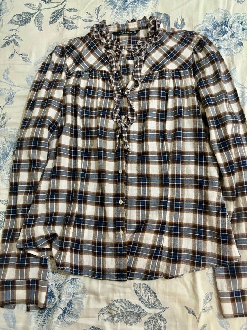 Zara checkered longsleeves (Category: Longsleeves) located in Pasig City. Submitted by aac2021 (Listing ID 1322080691, Image 2). Description: RFS: Decluttering Dimension : Bustline - 39 inches.