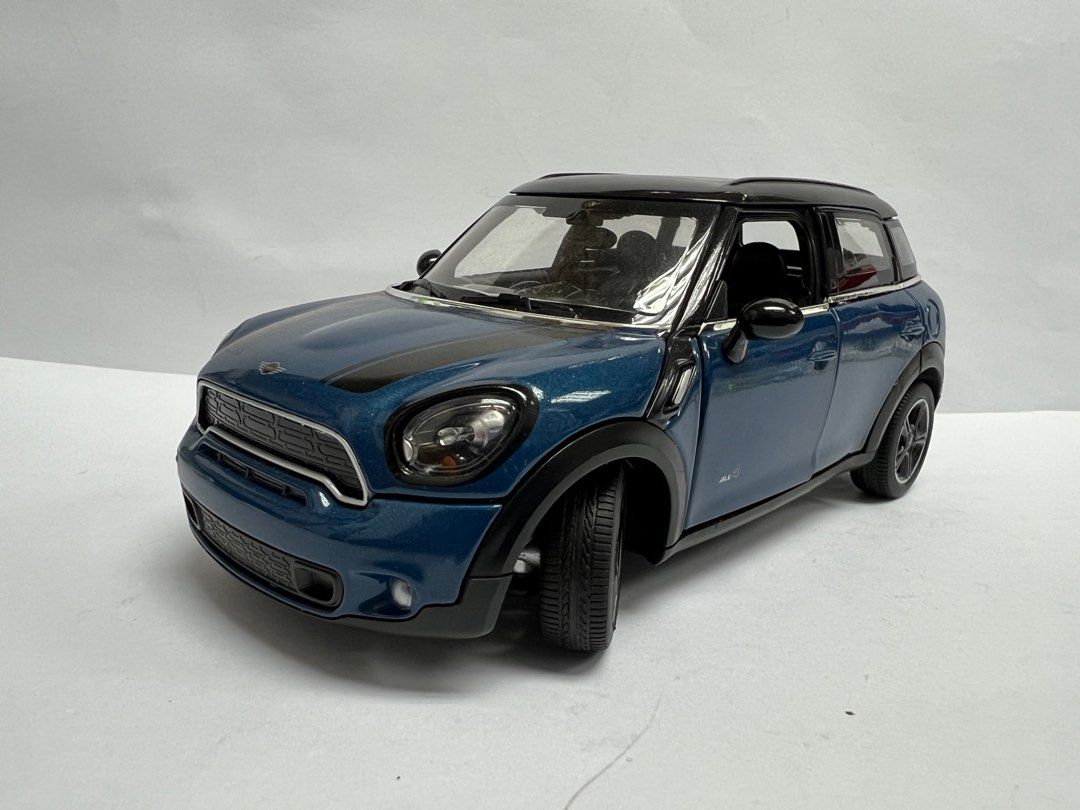 1:24 Mini Cooper S Countryman 合金模型, 興趣及遊戲, 玩具& 遊戲類