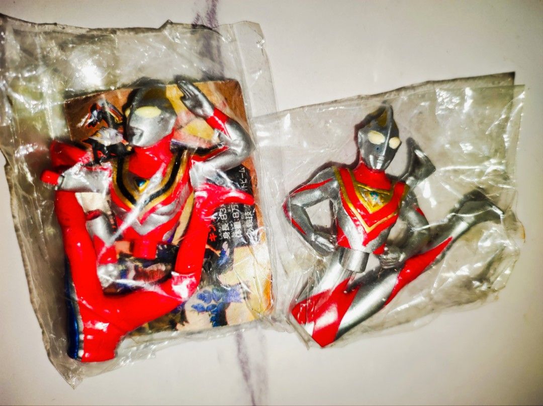 咸鹹蛋超人4星四孔初版HG 力霸王luminous 家族兄弟M78星雲【Ultraman 奧特曼 吉田/七星俠7號Seven/阿鄉傑克/ACE/太郎/梅比斯/哉可斯/高斯/力斯/麥斯/爸爸之父/媽媽之母/80/尼奧 /金古虎/高斯/阿古魯/變色迪加/帝拿/貝利亞/怪獸