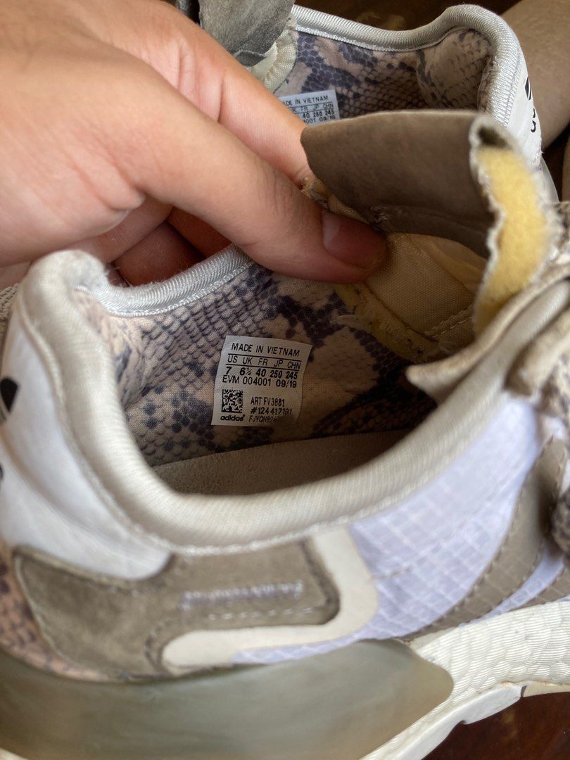 Adidas Nite Jogger White Grey, Fesyen Pria, Sepatu Sneakers di