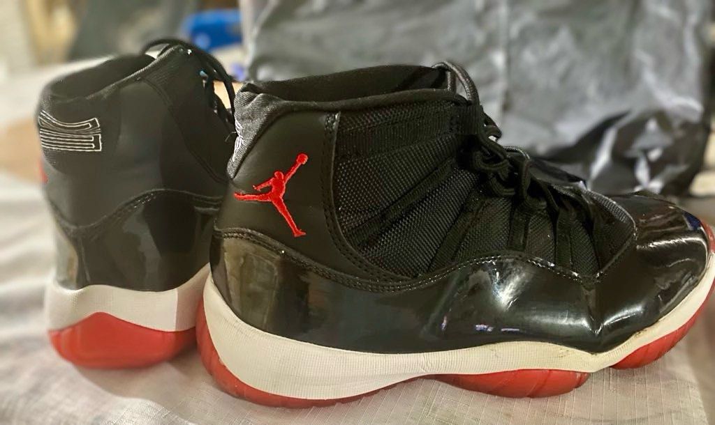 Air Jordan 11 Retro Bred (Category: Sneakers) located in Pasig City. Submitted by bd1017 (Listing ID 1322337703, Image 2). Description: Air Jordan 11 Retro Bred Php6,000 US 10 No box 100% authentic and original RFS: Decluttering.