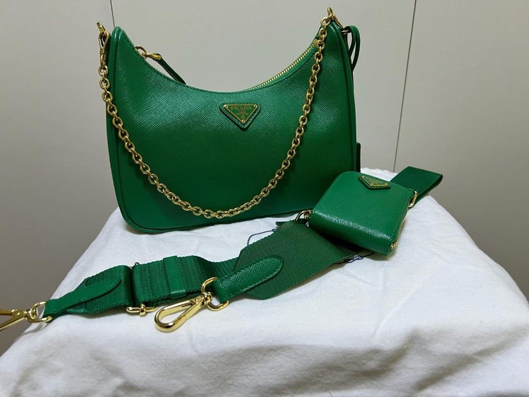 Prada bandoliera in pelle clearance