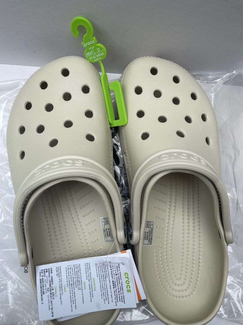 Crocs Bone (Category: Sandals) located in Gumaca. Submitted by manraya (Listing ID 1322216651, Image 1). Description: Size is too big for me. M8 W10 Pm for LP.