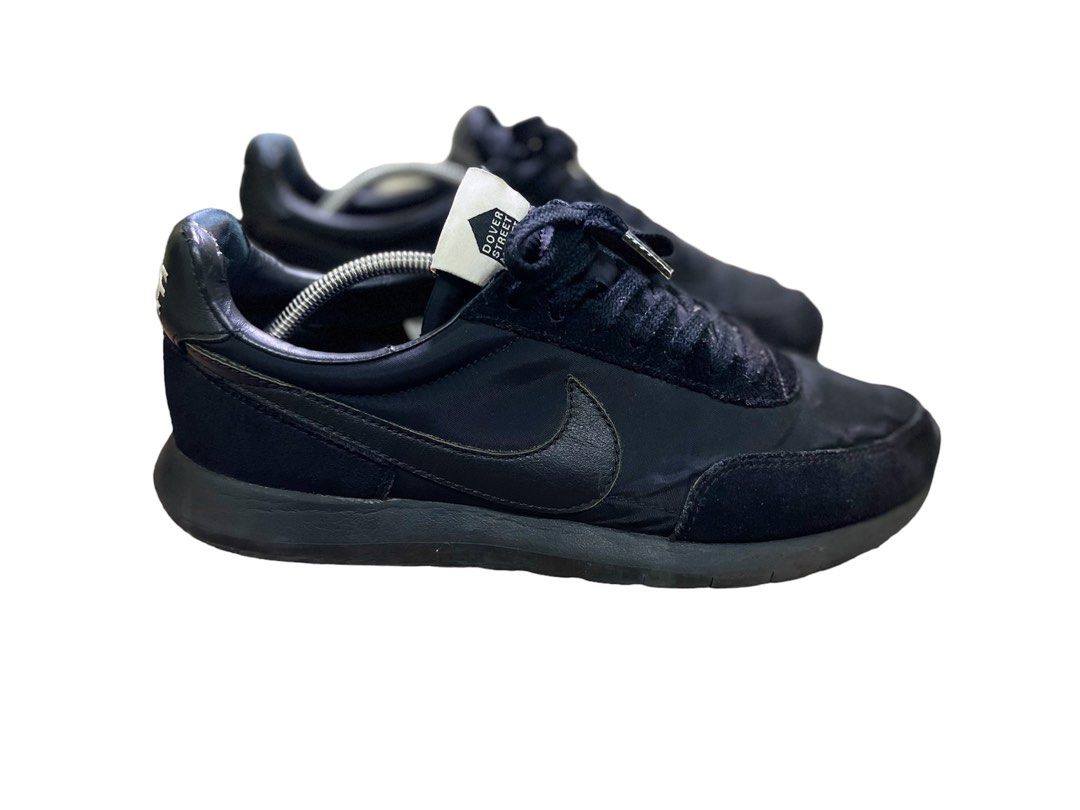 DSM X nike roshe daybreak