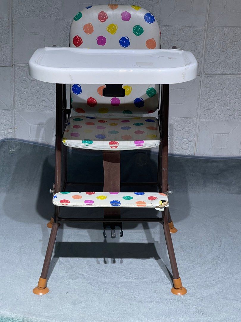 FOLDABLE HIGH CHAIR (Category: Baby High Chairs) located in Manila. Submitted by japanbeibishop (Listing ID 1322226758, Image 1). Description: .