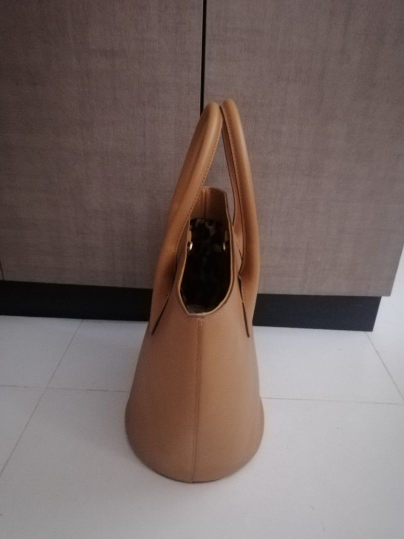 D&g bucket bag store