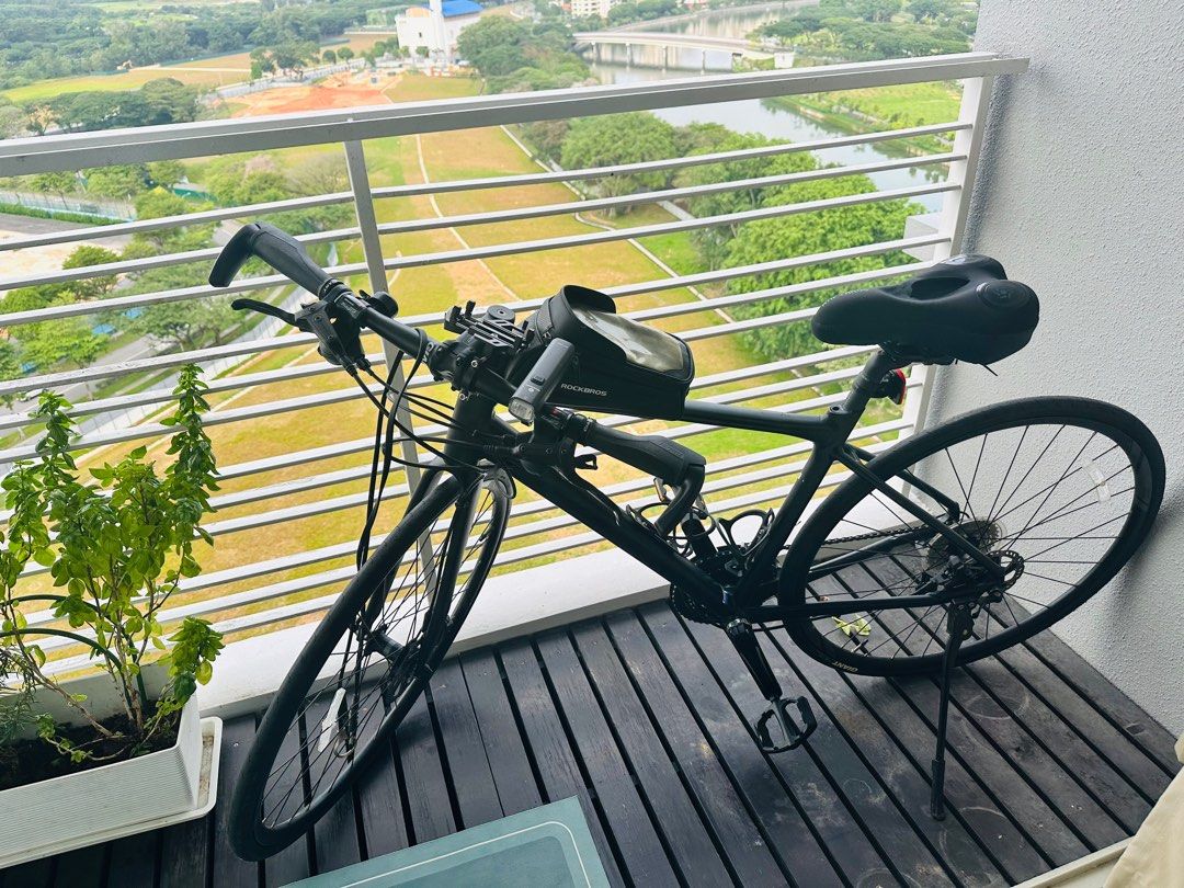 Giant Fastroad SL1 Advanced Black (Carbon Fork) Size M and gears