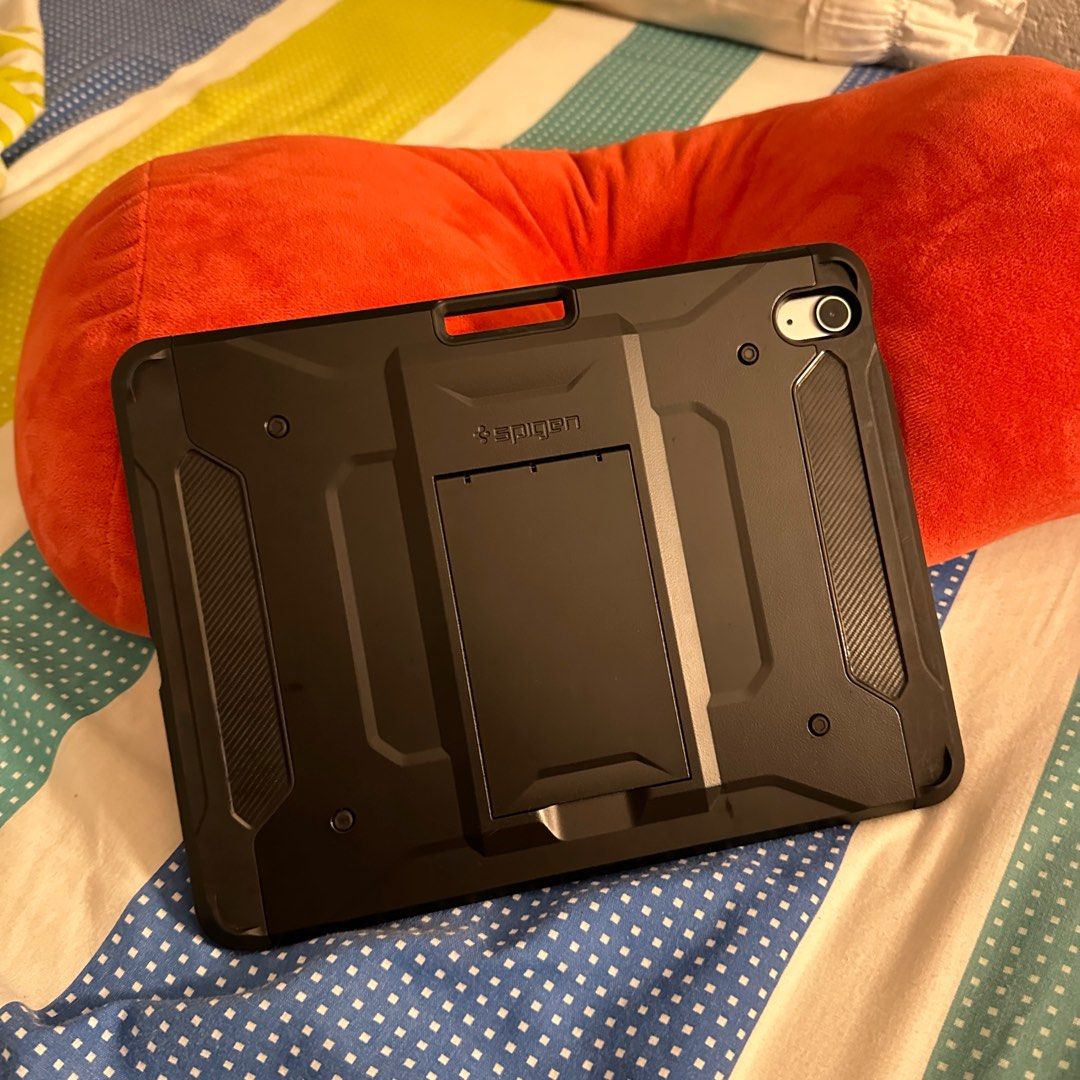Ipad Air M2 2024 SPIGEN CASE ONLY (Category: Cases & Sleeves) located in Amadeo. Submitted by mafpl (Listing ID 1322354349, Image 2). Description: RFS: Will change to keyboard case Bought for 2795 With Box Like new! Wala pang 1 month from date of purchase Free Shipping.
