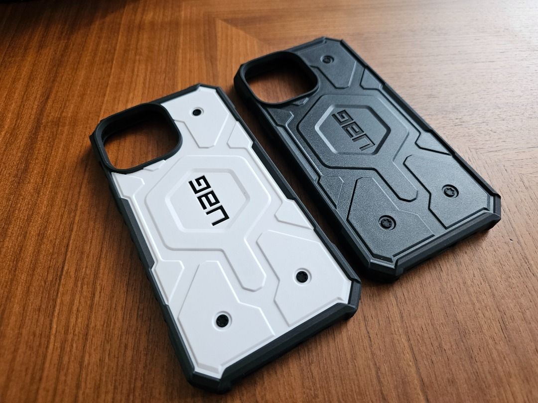 iPhone 13 Pro Max / iPhone 14 Pro Max UAG Pathfinder Shockproof MagSafe Case (Category: Cases & Sleeves) located in Quezon City. Submitted by bagels42 (Listing ID 1322274510, Image 3). Description: *ACTUAL PICTURES OF CASES IN THE LISTING* iPhone 13 Pro Max / iPhone 14 Pro Max UAG Pathfinder Shockproof MagSafe Case Price: 1,200 Colors: Black White Available For: iPhone 13 Pro Max iPhone 14 Pro Max OTHER AVAILABLE ITEMS (ADDITIONAL FEE): Tempered 