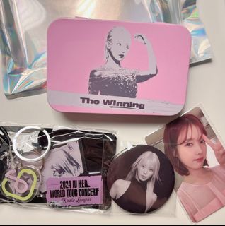 IU CONCERT PHOTOBOOK BLU-RAY, Hobbies & Toys, Collectibles ...
