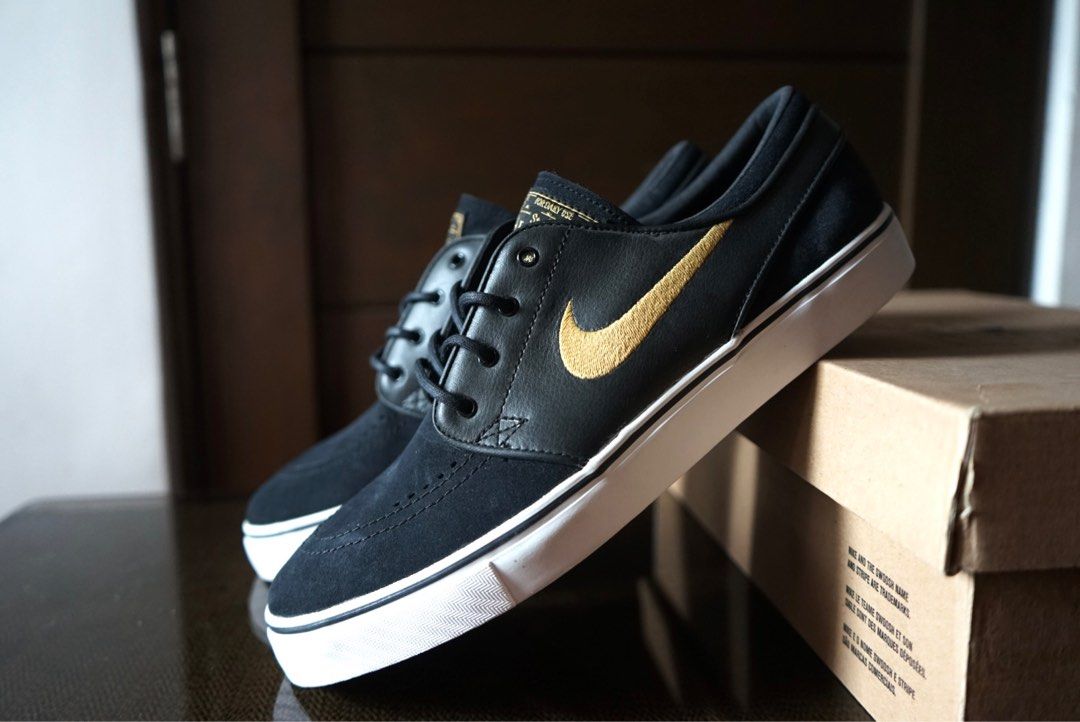 Janoski Takashi Men s Fashion Footwear Sneakers on Carousell