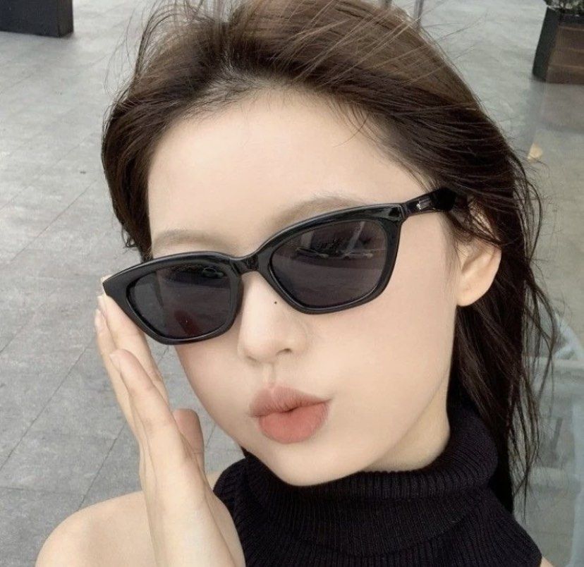 Korean Fashion Aesthetic Shades Sunglasses for Women/Men