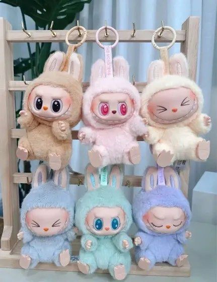 Labubu V2 Have A Seat VINYL PLUSH, Hobbies & Toys, Toys