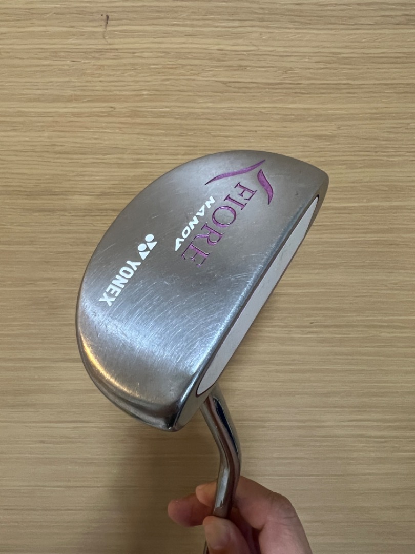 Lady Yonex Fiore golf putter 32 inches, Sports Equipment, Sports ...