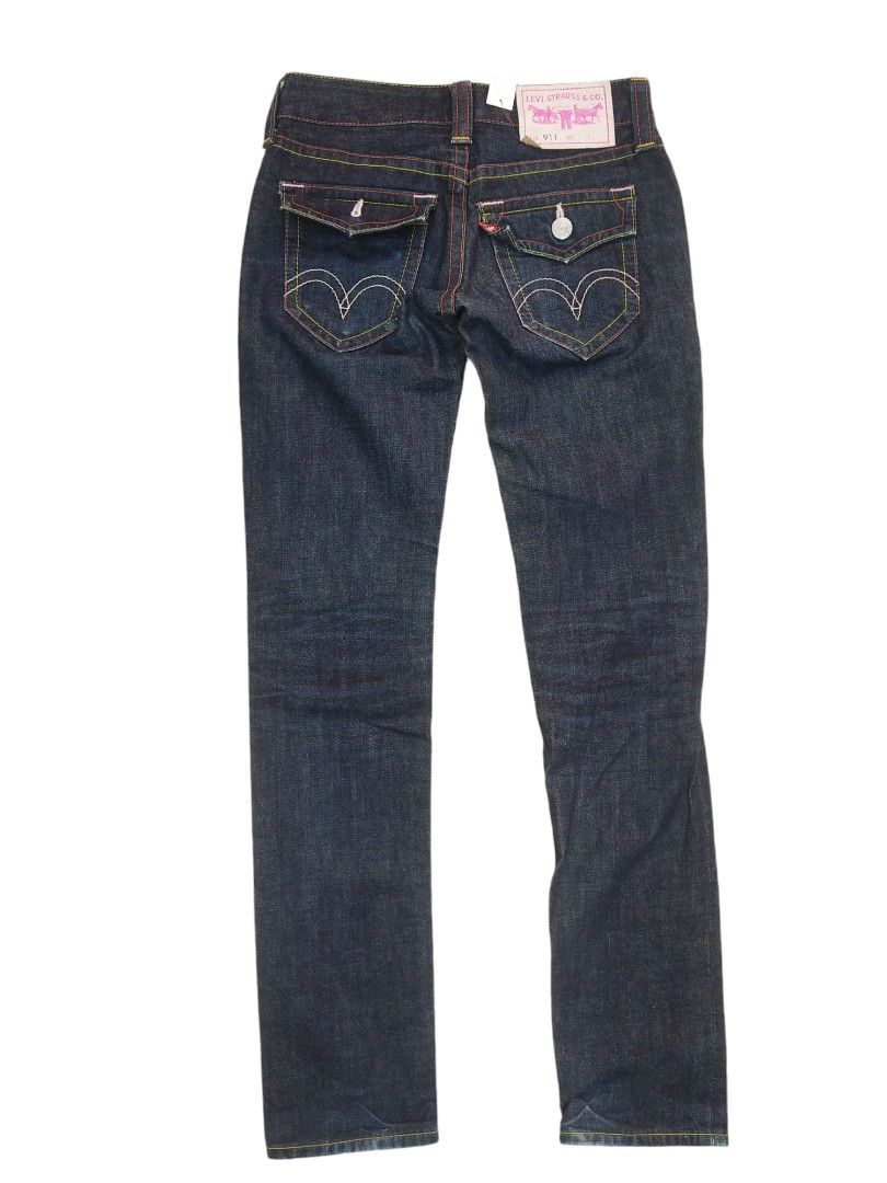 Levis 911