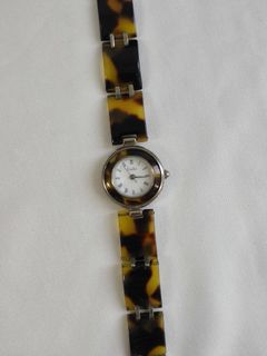 (Kategori: ) berada di . Dikirim oleh watchmelady (ID iklan 1322227688, Gambar 1). Deskripsi: .