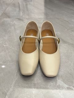 （分類：）位於 。 由 tiikayla 提交（商品編號 1322347276，圖片 1）。簡介： 。