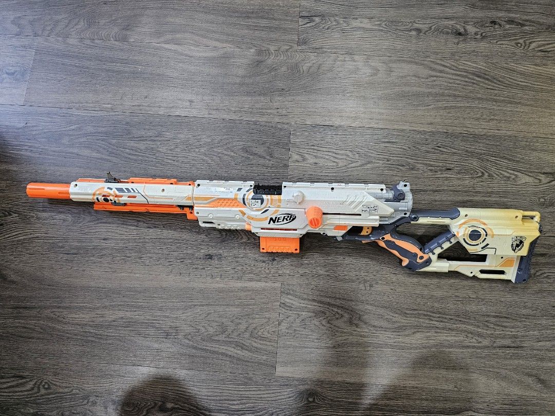 NERF トイガン Amazon.co.jp: NERF Roblox MM2: Shark Seeker Dart Blaster, Shark