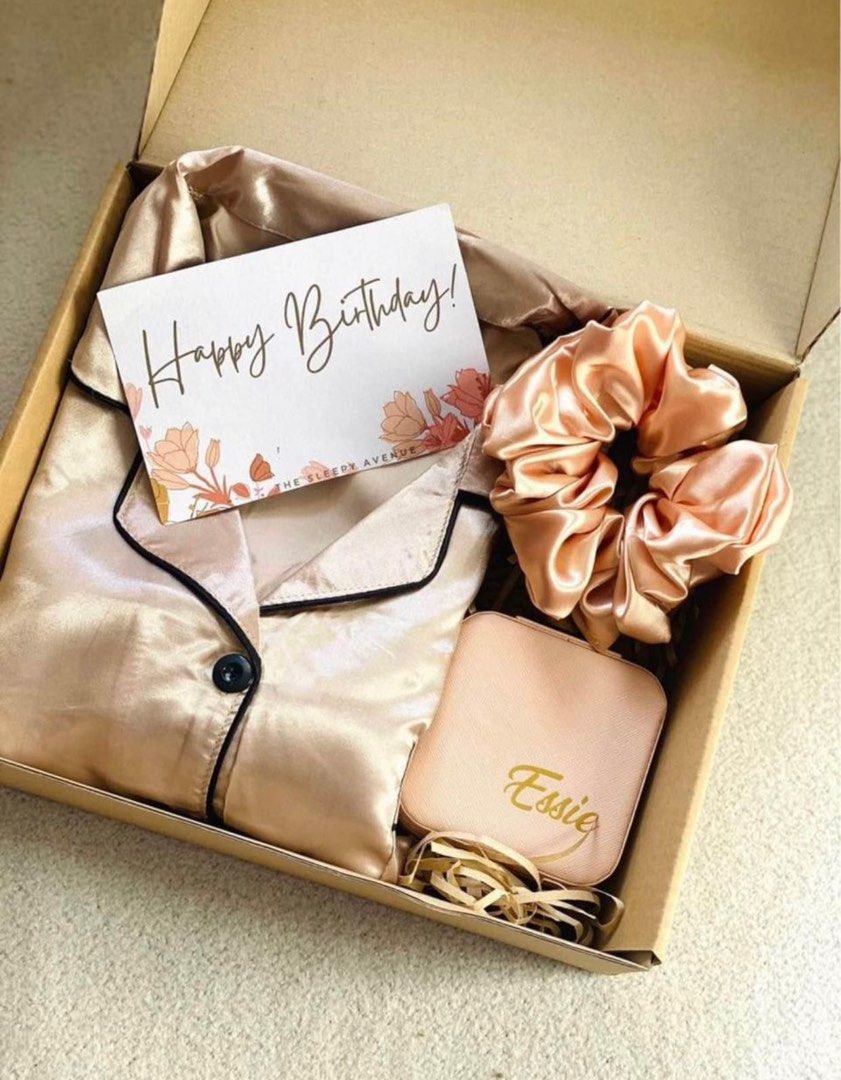Sleepwear gift sets 2025