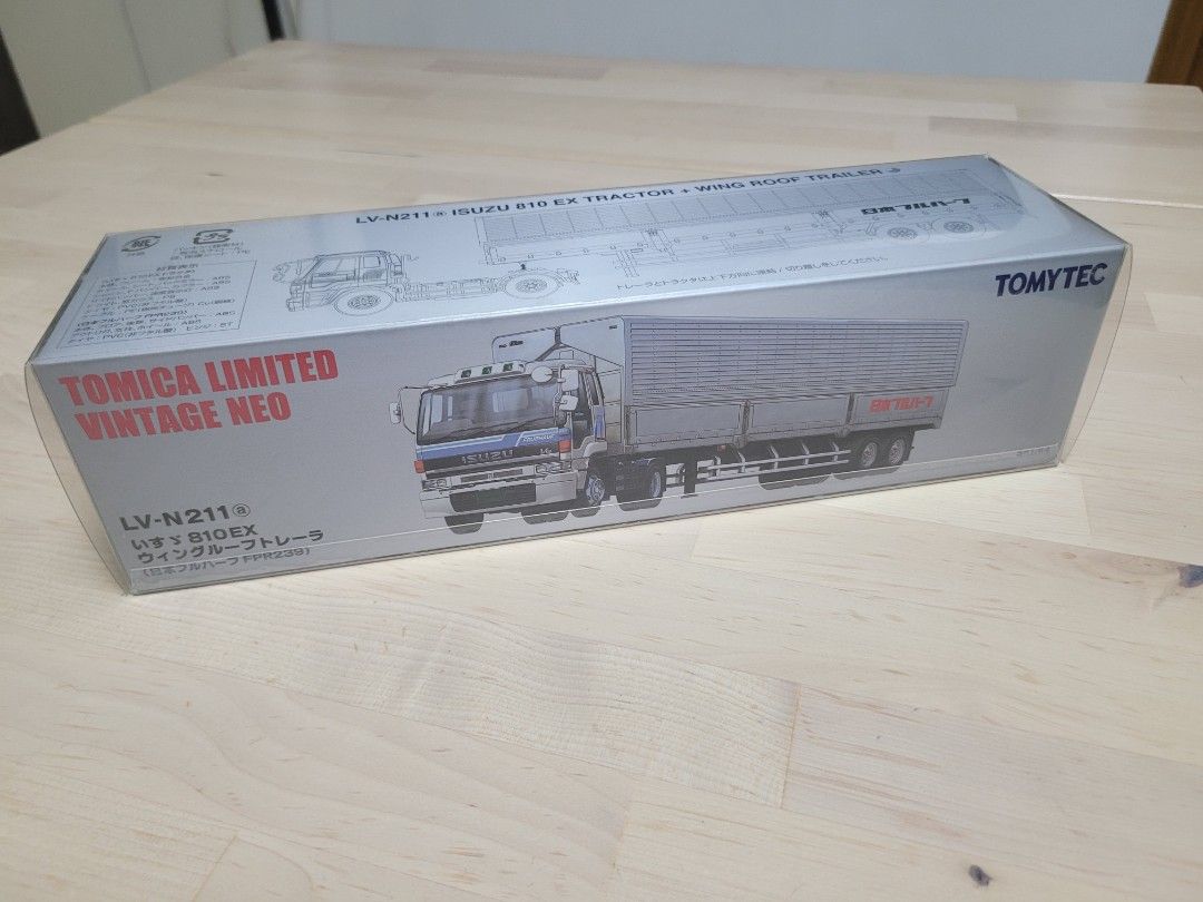 Tomica Limited Vintage NEO LV-N211, 興趣及遊戲, 玩具& 遊戲類